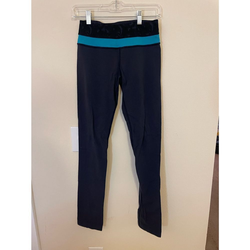 Lululemon 2010s Low Rise Leggings 28”